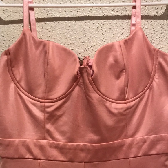 Worn Once- Jumper - Picture 3 of 3